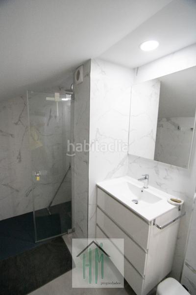 Foto 9dfea970-ec50-4407-9173-6e6ce81fb433. Location attique dans Campello Playa Campello (el)