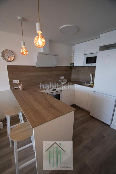 Foto 6a99f2cd-9c91-4a18-aae6-9319502cf9e0. Lloguer apartament amb aparcament piscina a Albufereta Alicante