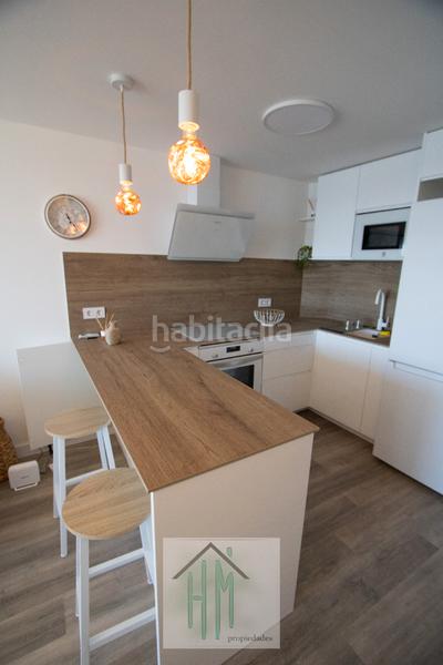 Foto afea9247-08b1-4653-90d6-f2638dd423d4. Lloguer apartament amb aparcament piscina a Albufereta Alicante