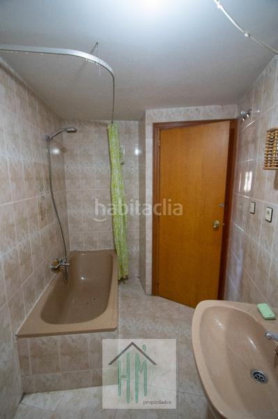 Foto eec9219c-d2c5-45e5-9bb6-75aeab5d604b. Pis a Campello Playa Campello (el)