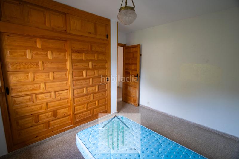 Foto adf1fd6a-9054-4430-b874-a98762d336d1. Casa adossada amb xemeneia aparcament a Torre de les Maçanes (la)