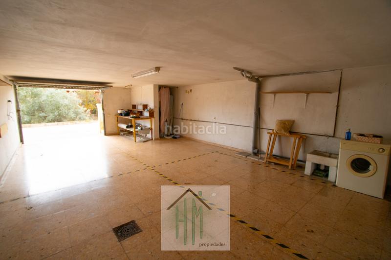 Foto af351655-84cf-4821-a0a1-29490daf734d. Casa adossada amb xemeneia aparcament a Torre de les Maçanes (la)