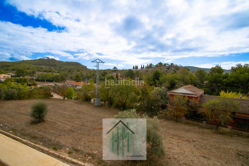 Foto d8eed1dd-8ea4-421d-b556-8a9ab839704a. Casa adossada amb xemeneia aparcament a Torre de les Maçanes (la)