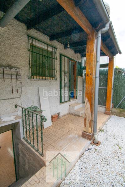 Foto e496a8e1-8864-45f8-b9d6-2a66e60b99f2. Casa adossada amb xemeneia aparcament a Torre de les Maçanes (la)