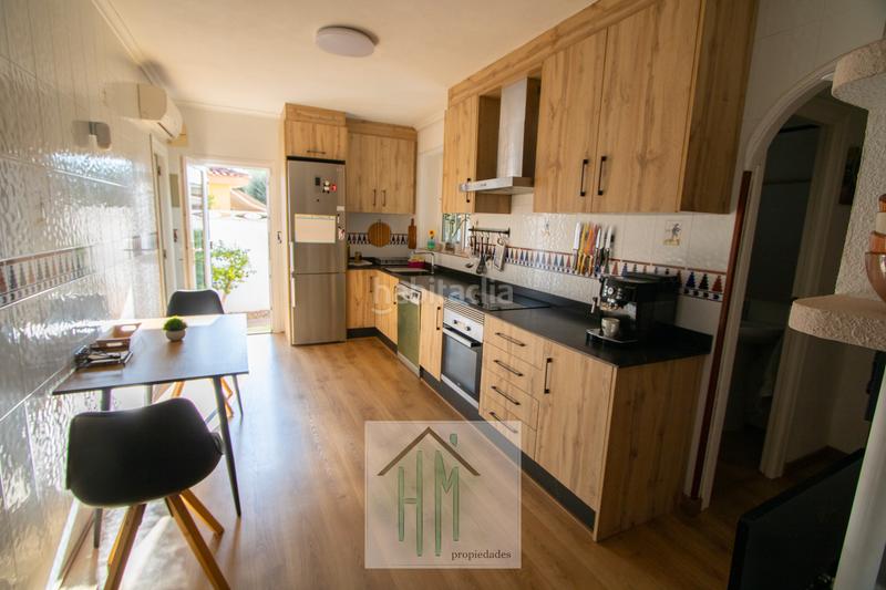 Foto 71c607bb-287f-4cae-af58-4b58a1cdc448. Chalet mit kamin parking pool in Haygon-Universidad Sant Vicent del Raspeig