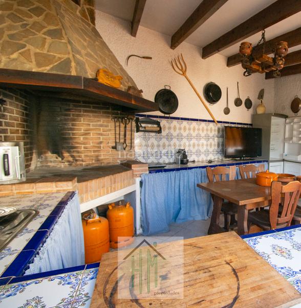 Foto 93b041d2-fb80-4890-8d6e-337ade56970f. Chalet with fireplace parking pool in Haygon-Universidad Sant Vicent del Raspeig