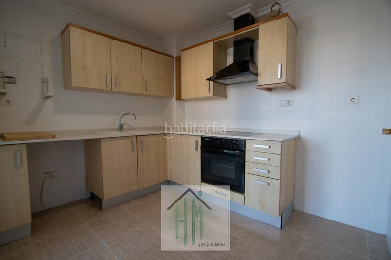 Foto 8bfecc2e-0920-412d-be57-2ef480f9ef43. Planta baixa amb aparcament piscina a Playa Muchavista Campello (el)