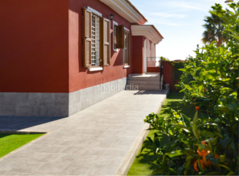 Foto 20fc56bb-a71a-4044-b736-d48ce421929d. House with parking in balcón de Finestrat-terra marina Finestrat