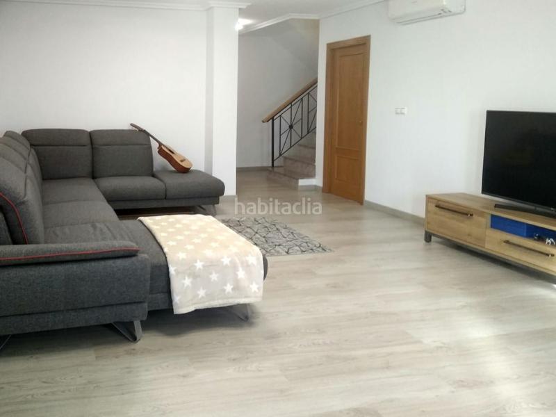 Foto a2a03537-ced4-42ca-afda-c8fc2e527d0e. House with parking in balcón de Finestrat-terra marina Finestrat