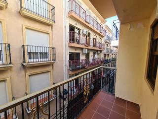 Edifici a Centro Urbano. Local comercial en centro de benidorm