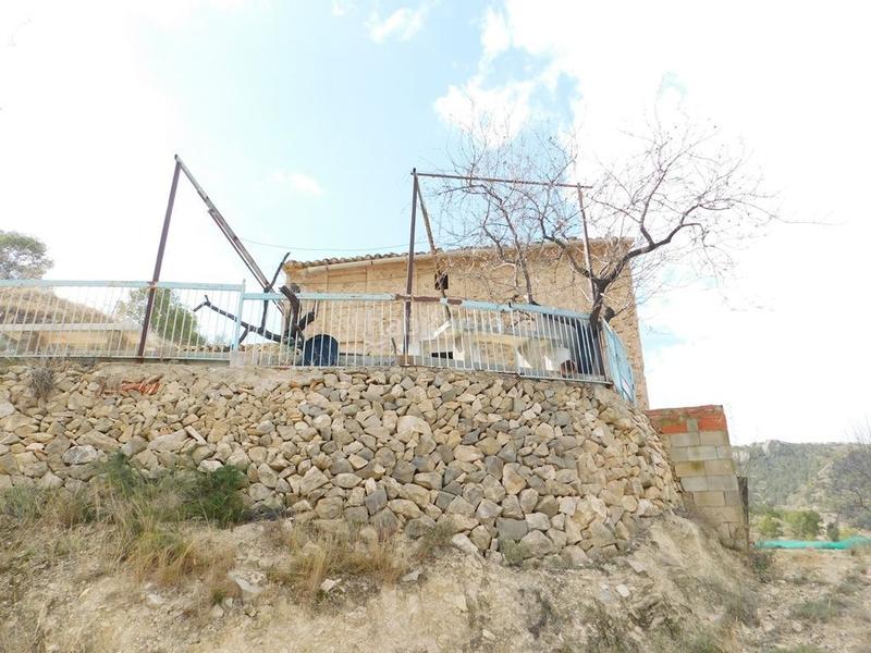 Foto f356eda0-43d0-4d1f-bd5a-6a593b4d41df. Masía finca rustica con casa en el termino de orcheta y !! en Sella
