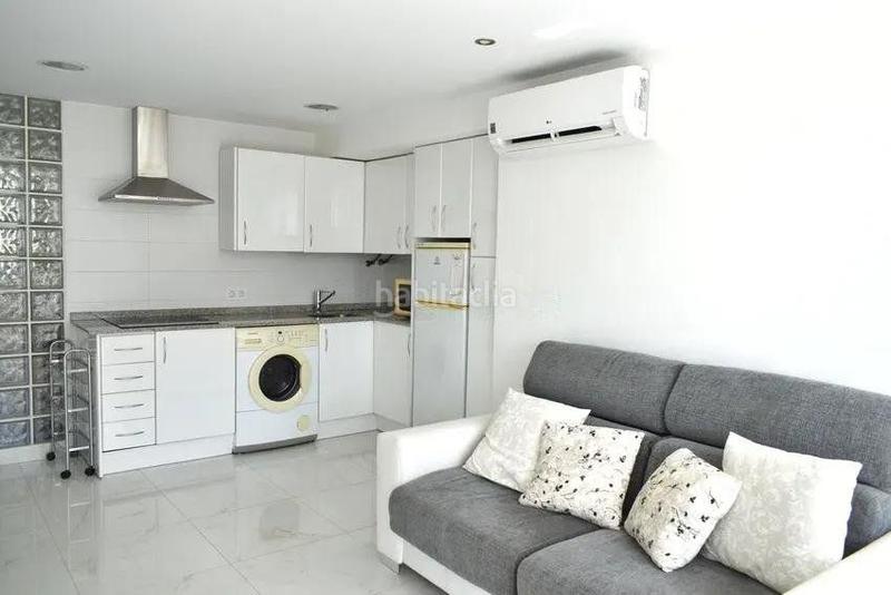 Foto 2bdd0fb3-248a-437d-b284-387363efa37a. Dachwohnung mit pool in Playa Levante Benidorm