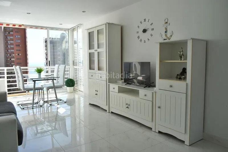 Foto ab3b301f-f1a7-4493-b47f-456ebd6f18ae. Dachwohnung mit pool in Playa Levante Benidorm