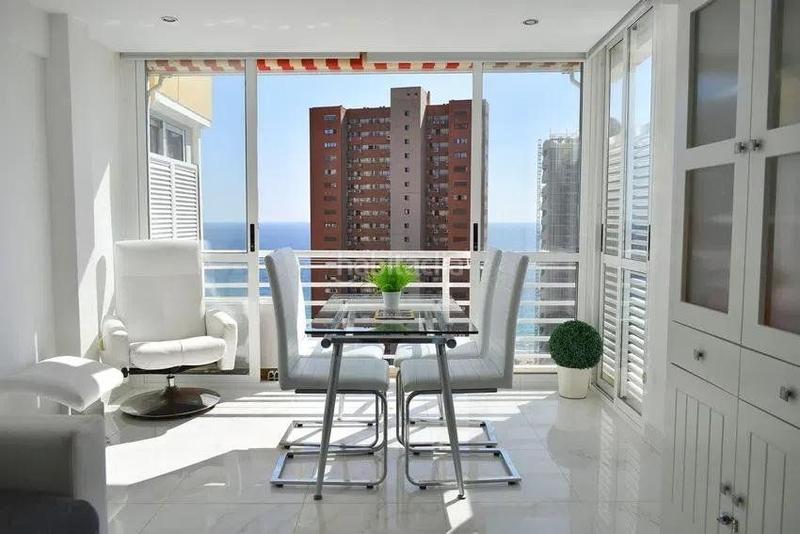 Foto c7f5d266-78d4-4fe6-b8ee-450ddaf72322. Dachwohnung mit pool in Playa Levante Benidorm