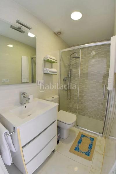 Foto fe49cbda-656f-469d-86be-209187ff02b7. Dachwohnung mit pool in Playa Levante Benidorm