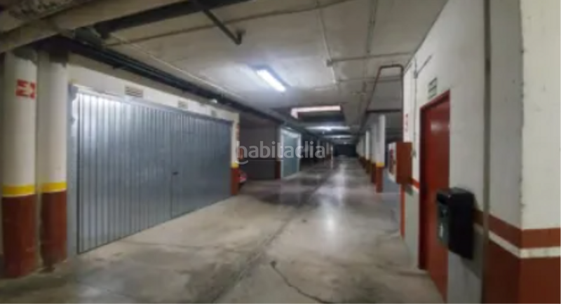 Foto 00ef5d8f-d574-4cb5-88ed-fc2c29c6660f. Posto auto in Playa Poniente Benidorm