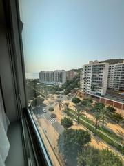 Pis en Bulevar-Puerta Mtica. Piso en la cala villajoyosa