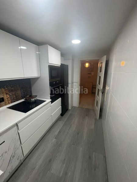 Foto 315d9919-9316-4cec-9ba3-672d1d6703c7. Pis a Playa Poniente Benidorm