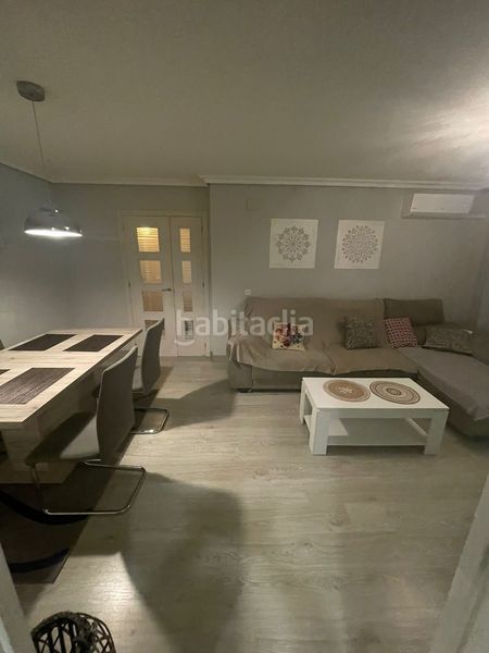 Foto 5b6abcba-40b2-47af-9fe4-35b386eb49e3. Pis a Playa Poniente Benidorm