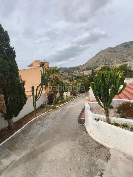 Foto ad8463ea-b39b-405c-9780-80b250df93d9. Casa amb calefacció aparcament piscina a Orxeta