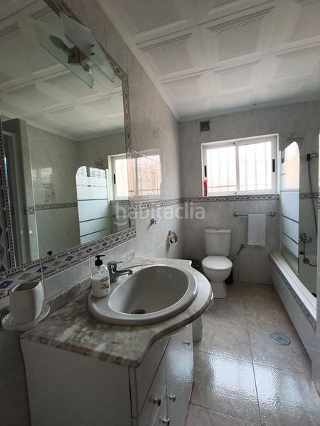 Foto f5a3e7f2-db81-4ea0-8989-ff740643a534. Casa amb calefacció aparcament piscina a Orxeta