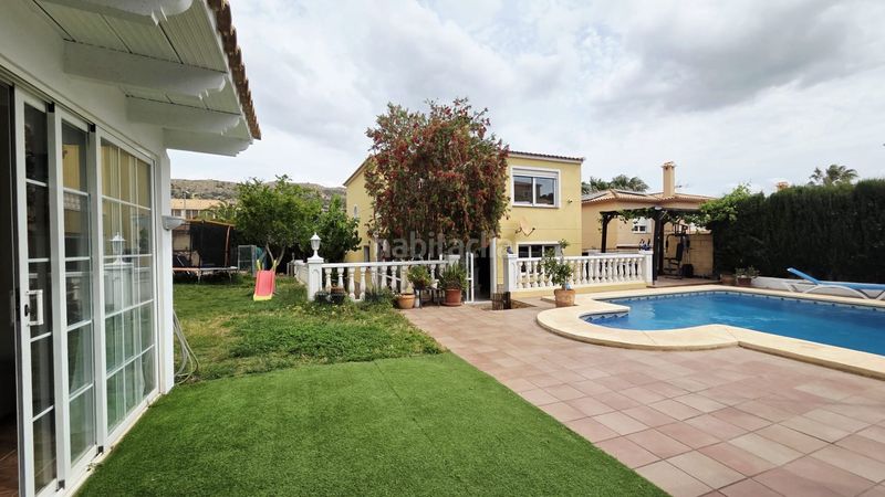 Foto 7fe4fce8-0d83-4d7b-af68-e0e795f6cf63. Casa amb piscina a Escandinavia-Cautivador Alfàs del Pi (l´)