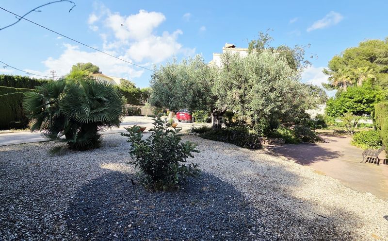 Foto 5b8ba59b-af0f-485a-ab18-0b2feda8a717. Casa amb piscina a Varadero Nucia (la)