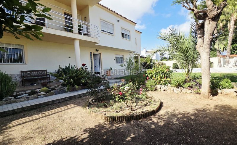 Foto d5834f79-df7f-467a-847c-f60aa0b7a7a4. Casa amb piscina a Varadero Nucia (la)