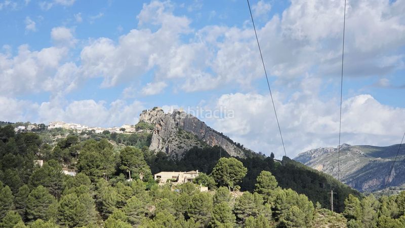 Foto 0f773590-77e4-49e2-813a-6215fd0540f4. Terreny residencial a Guadalest
