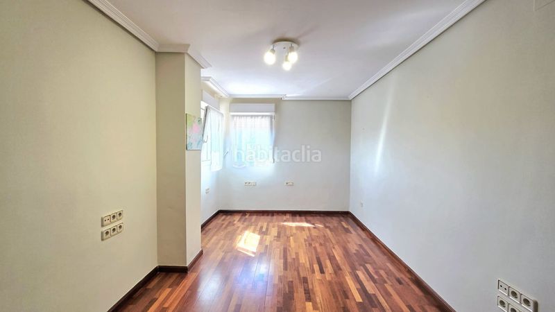 Foto a6250988-d2b5-4871-b02d-d6901bec8e89. Casa amb piscina a Varadero Nucia (la)