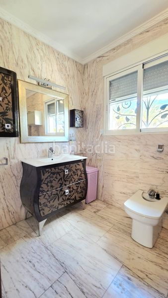 Foto defe85e7-62a2-4cef-96b8-dd26fdc6b977. Casa amb piscina a Varadero Nucia (la)