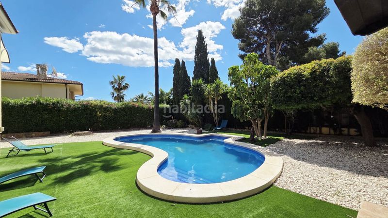 Foto df7ef386-4754-413a-8292-ed446b586f39. Casa amb piscina a Varadero Nucia (la)