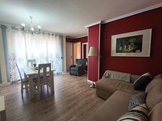 Miete Etagenwohnung in Playa Poniente. Se alquila piso en poniente para 10 meses!!!!!