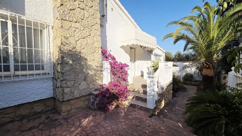 Foto cc80505d-668c-4f8d-bf2c-76859594e703. Casa amb piscina a Varadero Nucia (la)