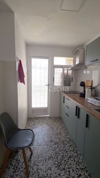 Foto d1be9244-09a2-4f4c-b8c0-5508b5b24fe6. Rent flat with pool in Playa Poniente Benidorm