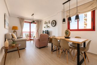 Rent Flat in Platja de Torres. Vivienda totalmente renovada con magníficas vistas al mar