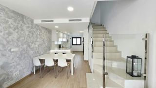 Casa adosada en Balc�n de Finestrat-Terra Marina. Fant�stico adosado en finestrat con sol�rium y vistas panor�mica