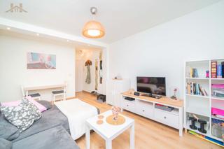 Pis  Calle la luna 9. Piso en venta en la calle luna