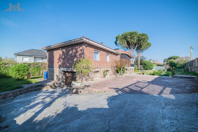Foto 761687f3-ee24-4cc3-a217-f8c1636f959c. Casa agencia inmobiliaria , hogares vende en exclusiva fantástico chalet independient en Villanueva de la Cañada