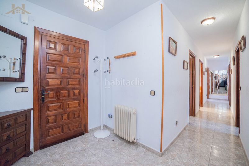 Foto af5e242a-ddd0-4055-83fa-66f451168823. Casa agencia inmobiliaria , hogares vende en exclusiva fantástico chalet independient en Villanueva de la Cañada