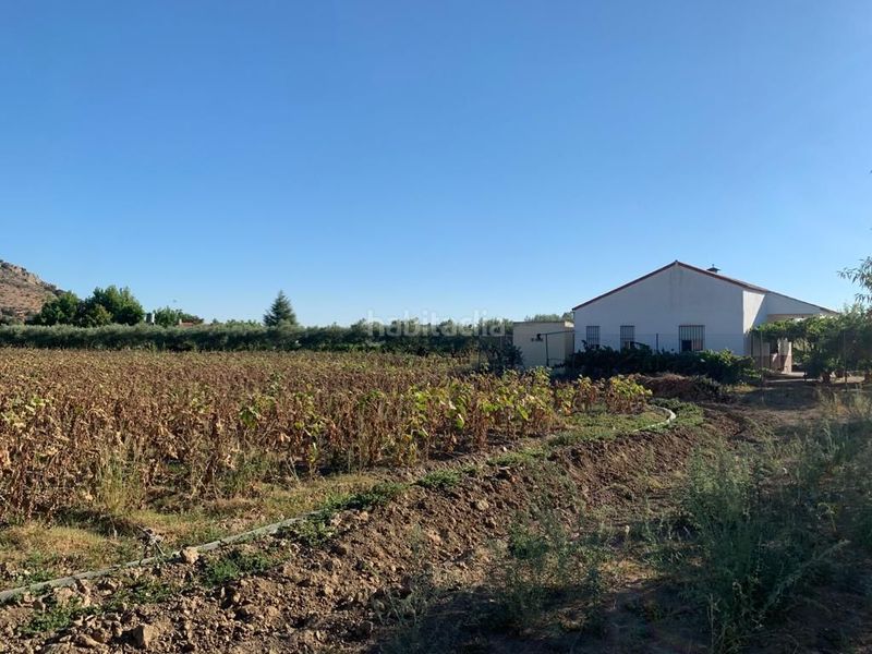 Foto 89c5e109-dba2-4fd6-ab9b-dd3ecfe316a1. Xalet a calle tena 2 a Medellín