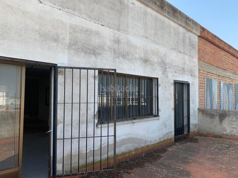 Foto 1cfa3227-cfe3-470e-875e-7c4157160324. Edifici a Don Benito