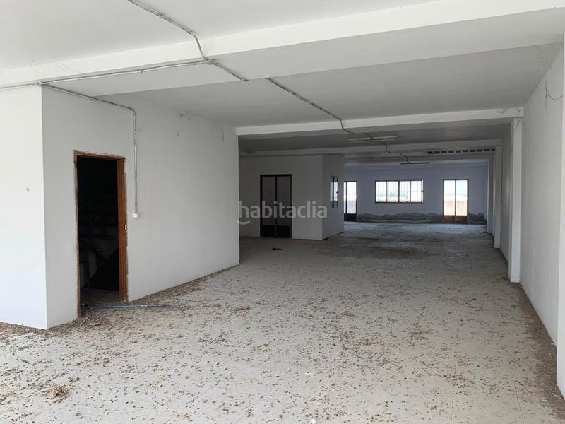 Foto c88d5604-a515-4c3c-94c3-ca7516f2542f. Edifici a Don Benito