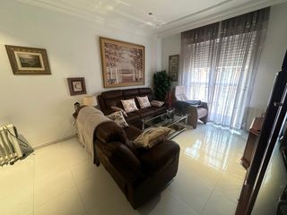 Etagenwohnung en Don Benito. Venta de piso en calle ayala