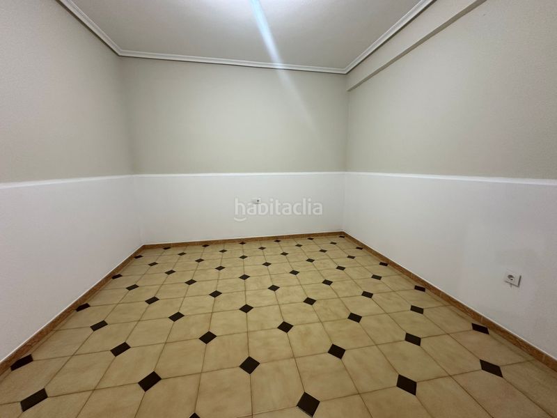 Foto ac07b095-f725-4bfb-845b-c0c4e454dd66. Pis a Don Benito