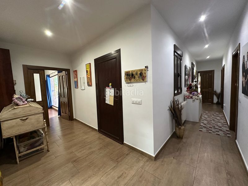 Foto 5acbdf73-0cd2-495a-8022-ebc8585e1112. Chalet venta de chalet carretera en Mengabril