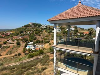 Chalet en Medell�n. Chalet con piscina y espectaculares vistas en medellin