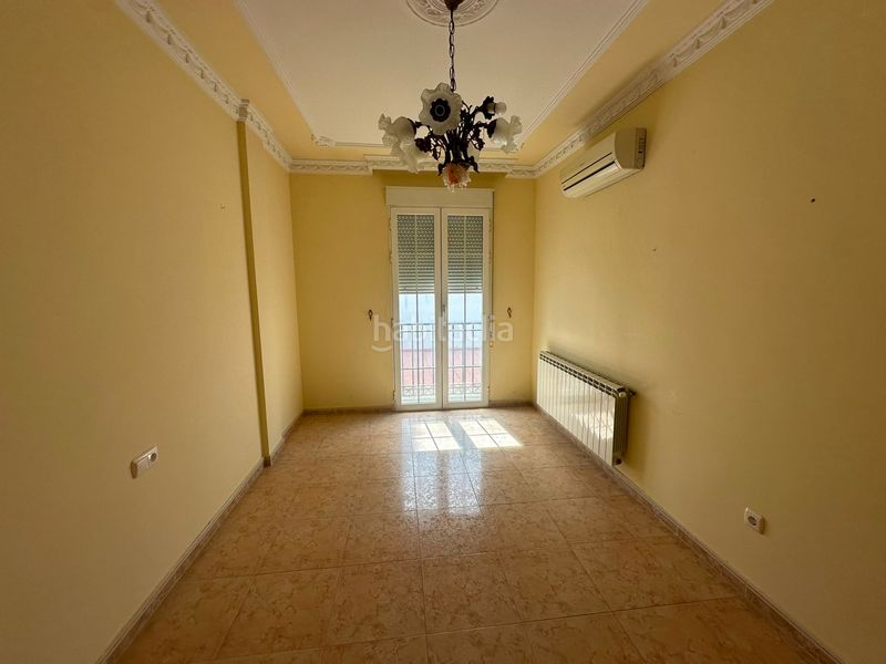Foto c660baf4-9d9d-4d5f-940d-fd555048cd1b. Casa adossada amb calefacció aparcament a Don Benito