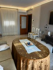 Piso en Villanueva de la Serena. Venta de piso en los pinos