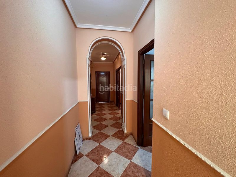 Foto d7e0a46e-5f3d-4b6f-bd17-ec51a1479fe1. Casa in Don Benito